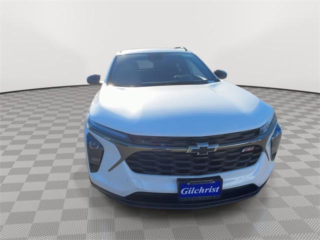 new 2025 Chevrolet Trax car, priced at $27,085