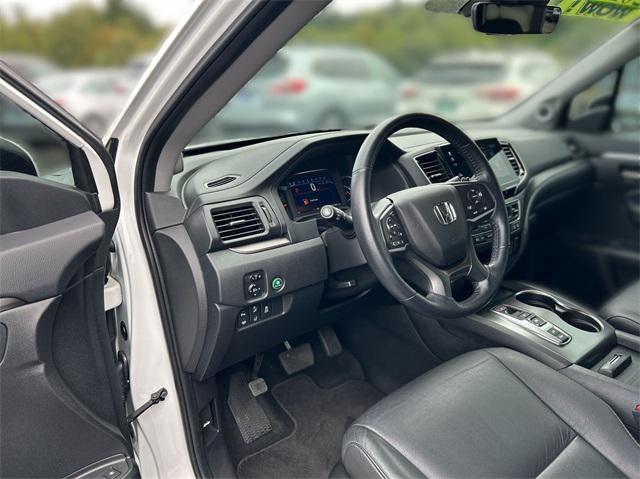 used 2022 Honda Pilot car, priced at $40,609