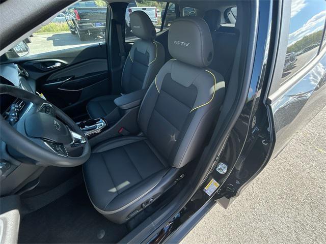 new 2025 Chevrolet Trax car, priced at $26,840