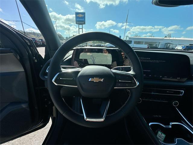 new 2025 Chevrolet Traverse car, priced at $45,345