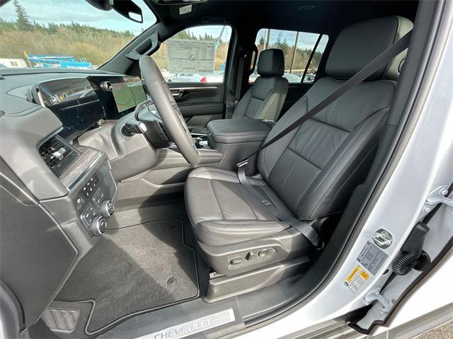new 2025 Chevrolet Suburban car, priced at $72,060