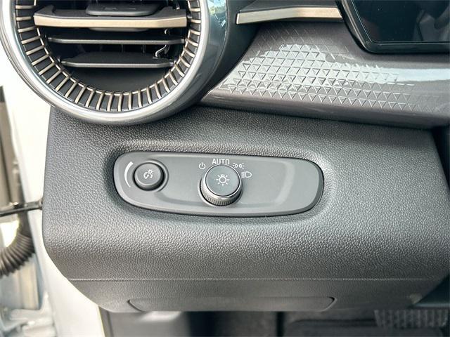 new 2026 Chevrolet Trax car, priced at $28,535