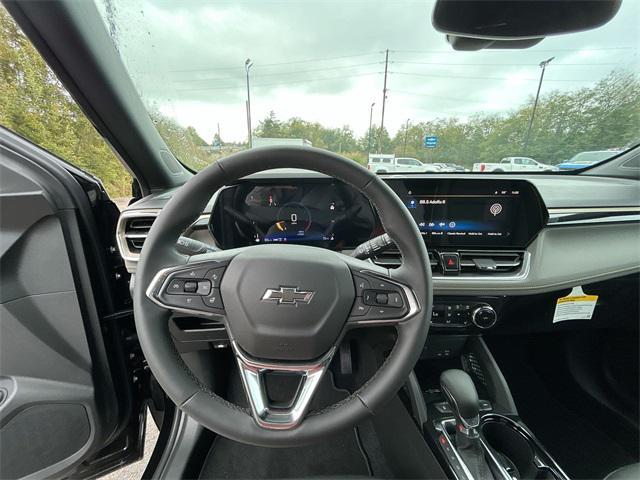 new 2025 Chevrolet TrailBlazer car, priced at $32,335