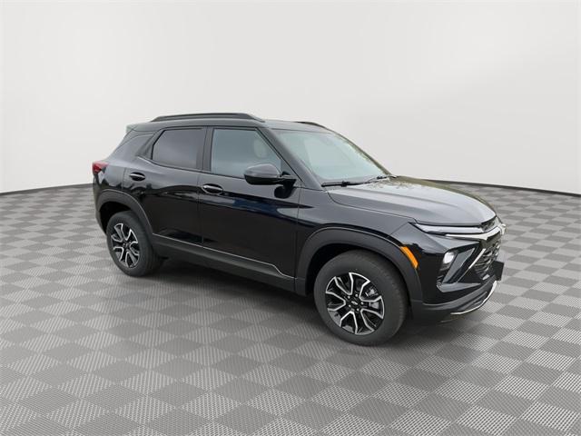new 2025 Chevrolet TrailBlazer car, priced at $32,335