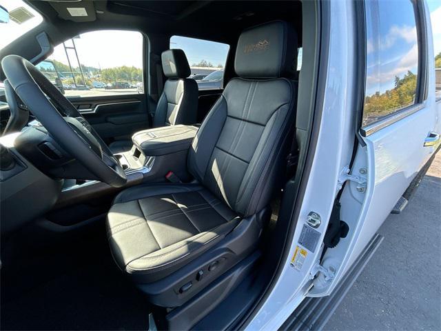 new 2025 Chevrolet Silverado 3500 car, priced at $91,165