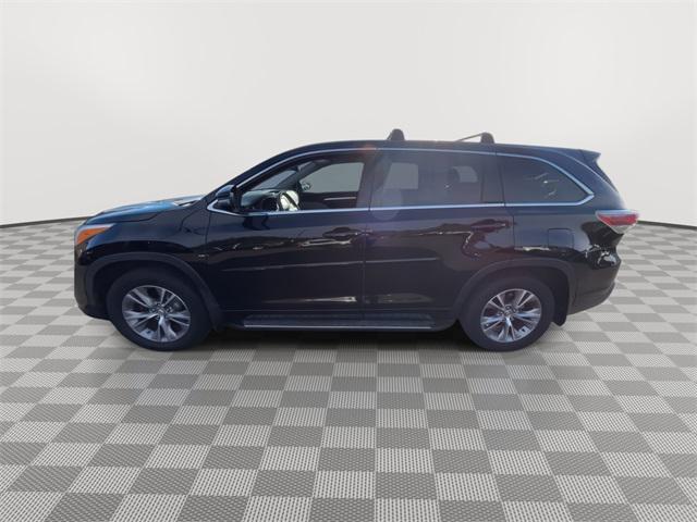 used 2014 Toyota Highlander car, priced at $14,402