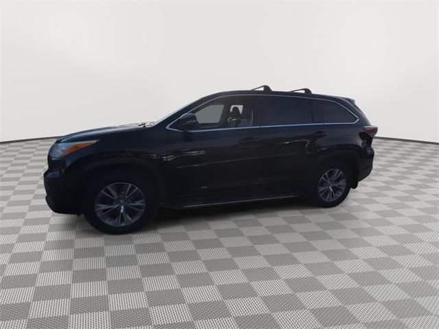 used 2014 Toyota Highlander car, priced at $14,402