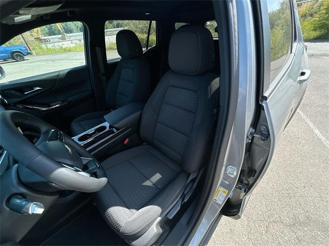 new 2025 Chevrolet Equinox car, priced at $33,640