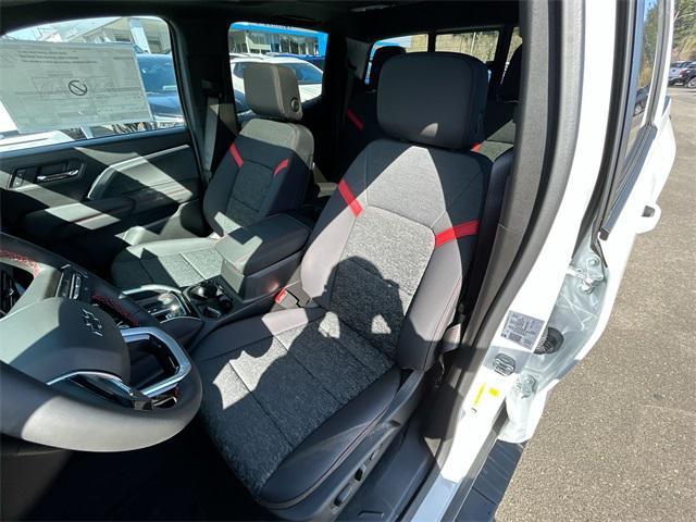 new 2024 Chevrolet Colorado car, priced at $47,010