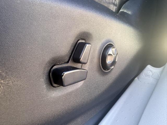 used 2018 Chrysler Pacifica car, priced at $11,976