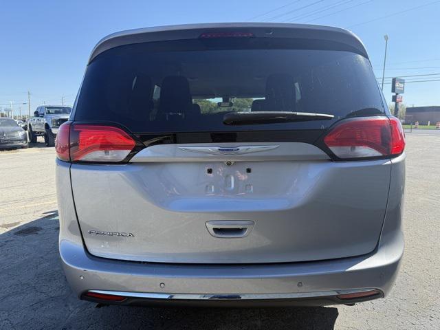 used 2018 Chrysler Pacifica car, priced at $11,976
