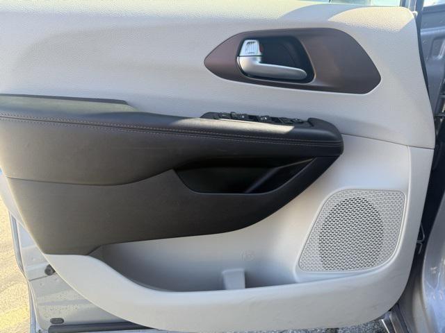 used 2018 Chrysler Pacifica car, priced at $11,976