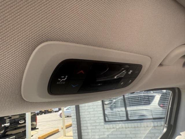 used 2018 Chrysler Pacifica car, priced at $11,976