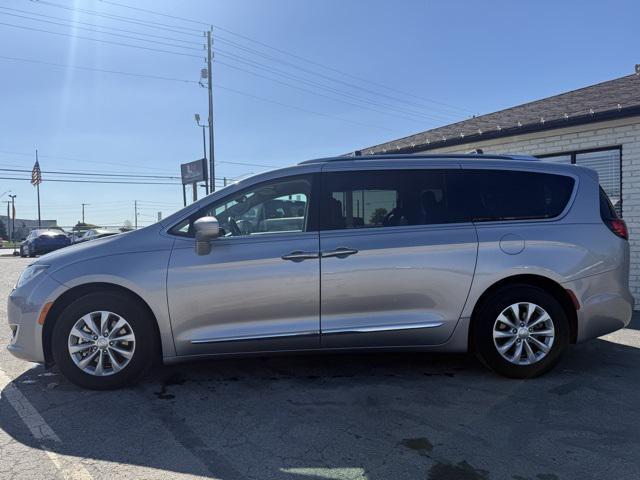 used 2018 Chrysler Pacifica car, priced at $11,976