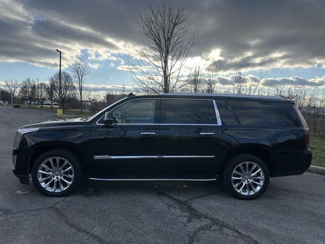 used 2019 Cadillac Escalade ESV car, priced at $25,477