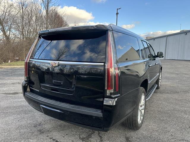 used 2019 Cadillac Escalade ESV car, priced at $25,477