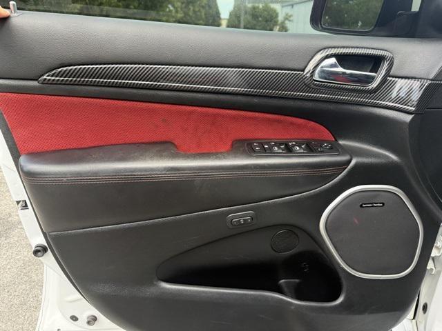 used 2015 Jeep Grand Cherokee car, priced at $28,476