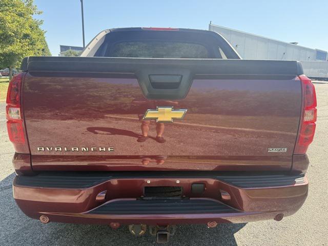 used 2008 Chevrolet Avalanche car, priced at $12,976