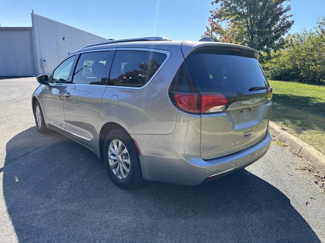 used 2018 Chrysler Pacifica car, priced at $16,976