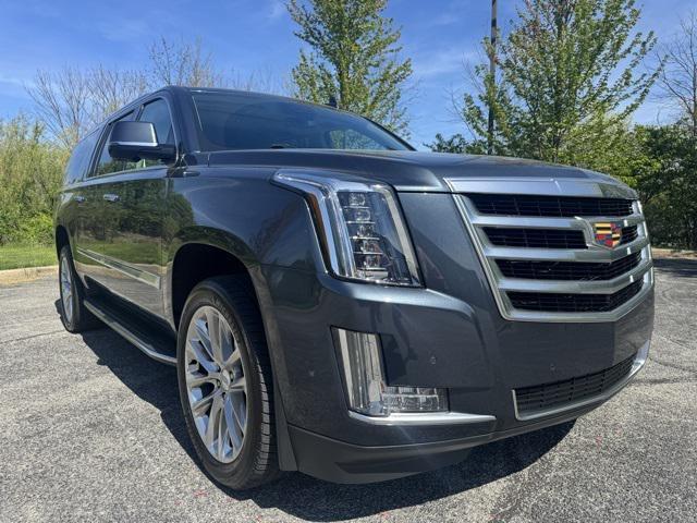used 2020 Cadillac Escalade ESV car, priced at $31,876
