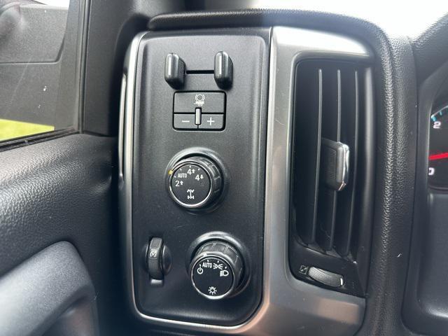 used 2015 Chevrolet Silverado 1500 car, priced at $19,976