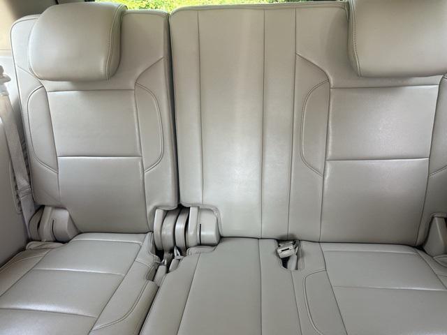 used 2015 GMC Yukon car, priced at $22,976