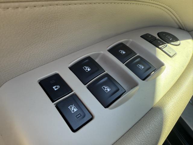 used 2016 Cadillac Escalade car, priced at $23,476