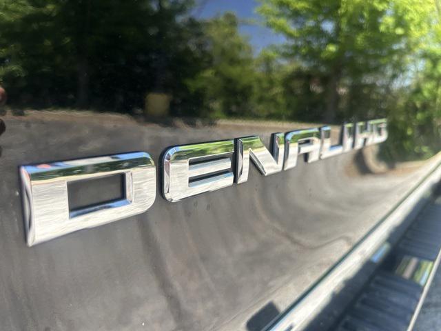 used 2015 GMC Sierra 2500 car, priced at $42,776