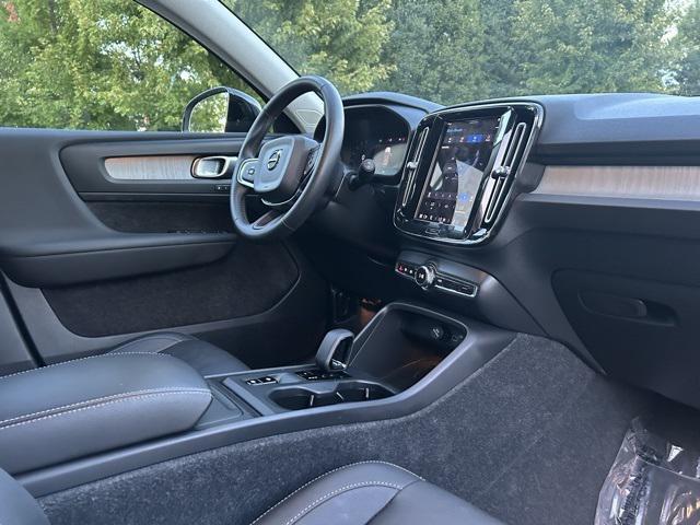 used 2024 Volvo XC40 car, priced at $25,776
