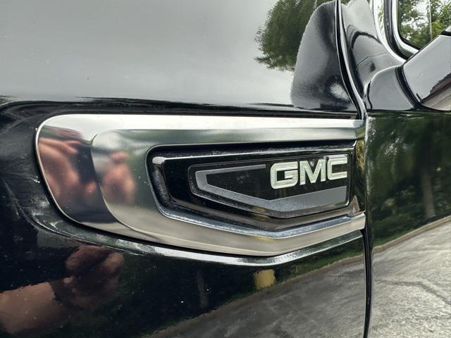 used 2021 GMC Yukon car, priced at $40,977