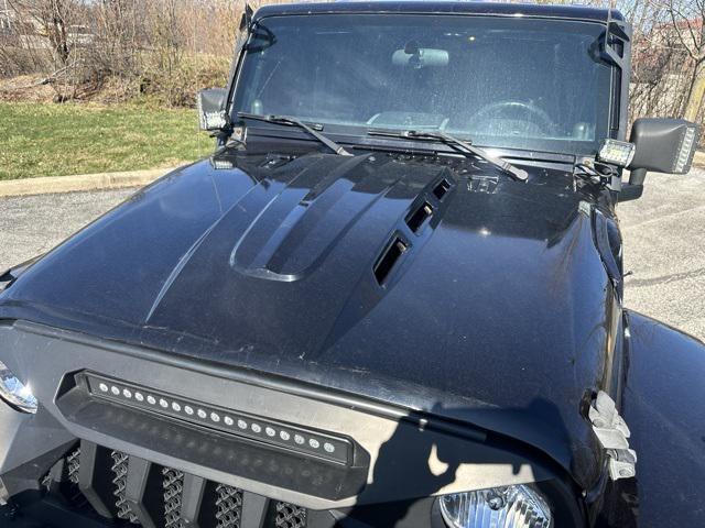 used 2010 Jeep Wrangler Unlimited car, priced at $13,477