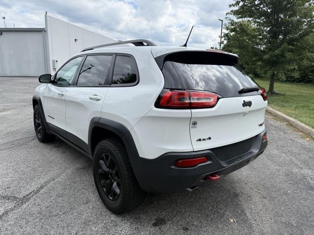 used 2015 Jeep Cherokee car, priced at $10,976