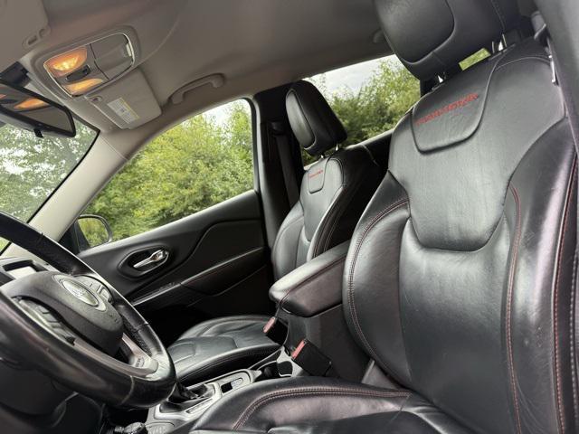 used 2015 Jeep Cherokee car, priced at $10,976
