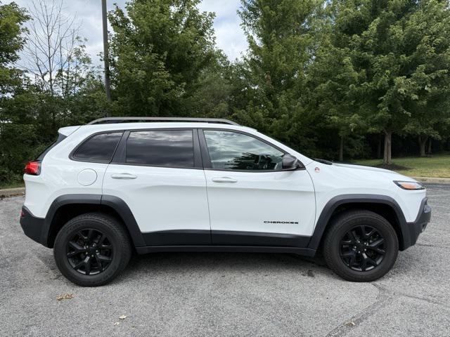 used 2015 Jeep Cherokee car, priced at $10,976