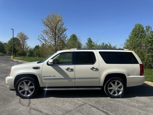 used 2014 Cadillac Escalade ESV car, priced at $14,977