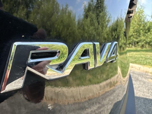 used 2021 Toyota RAV4 Hybrid car, priced at $26,776