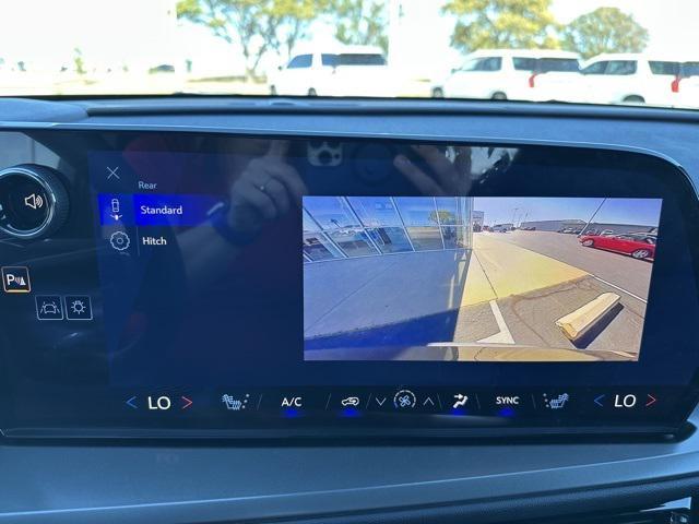 new 2026 Chevrolet Traverse car