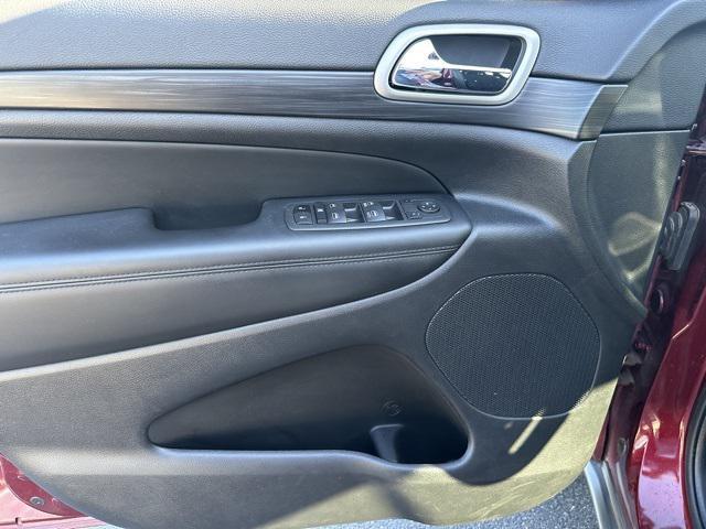 used 2022 Jeep Grand Cherokee car, priced at $30,360