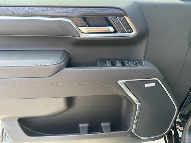 new 2025 GMC Sierra 1500 car, priced at $62,825