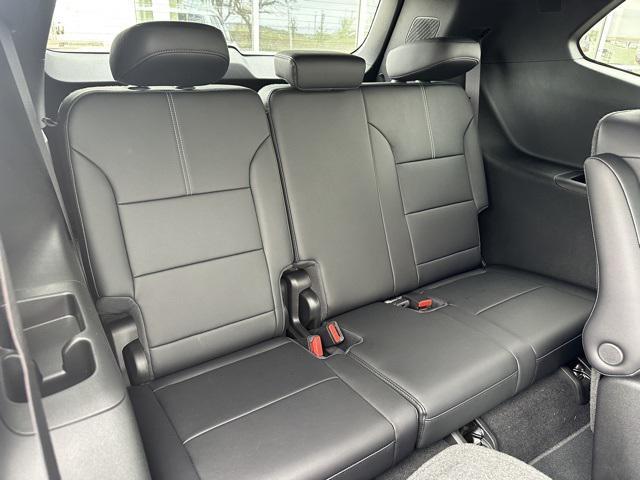 new 2025 GMC Acadia car, priced at $50,370