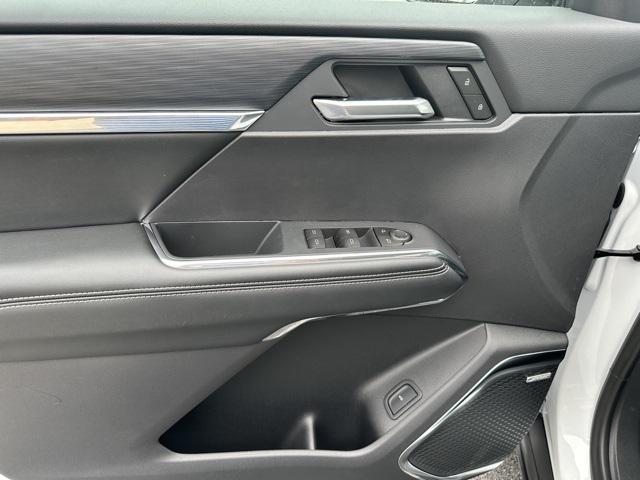 new 2025 GMC Acadia car, priced at $50,370