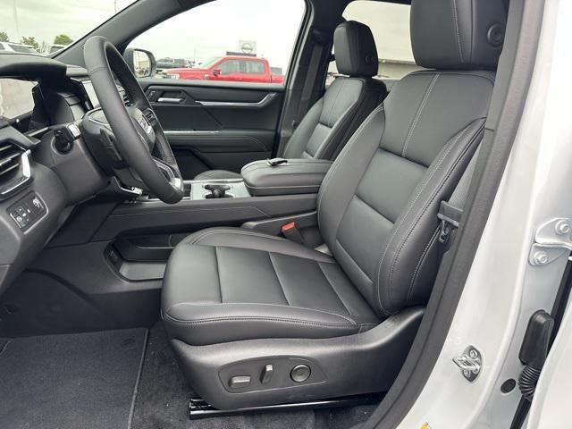 new 2025 GMC Acadia car, priced at $50,370