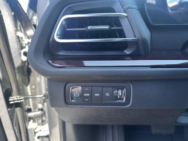 new 2025 Chevrolet Traverse car, priced at $49,735