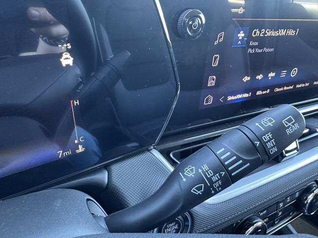 new 2025 Chevrolet TrailBlazer car, priced at $28,615