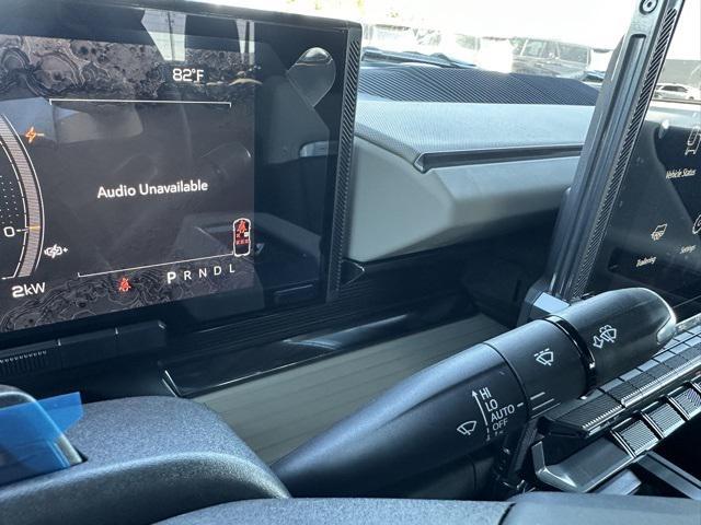 new 2026 GMC HUMMER EV Pickup car