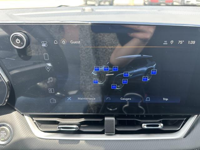 new 2026 Chevrolet Equinox car, priced at $30,035