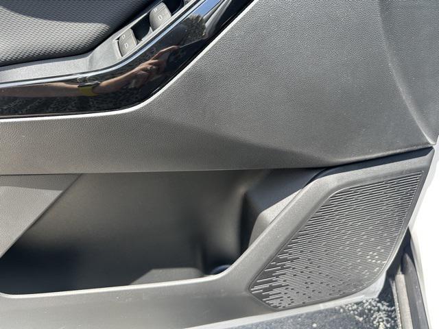 new 2026 Chevrolet Equinox car, priced at $30,035