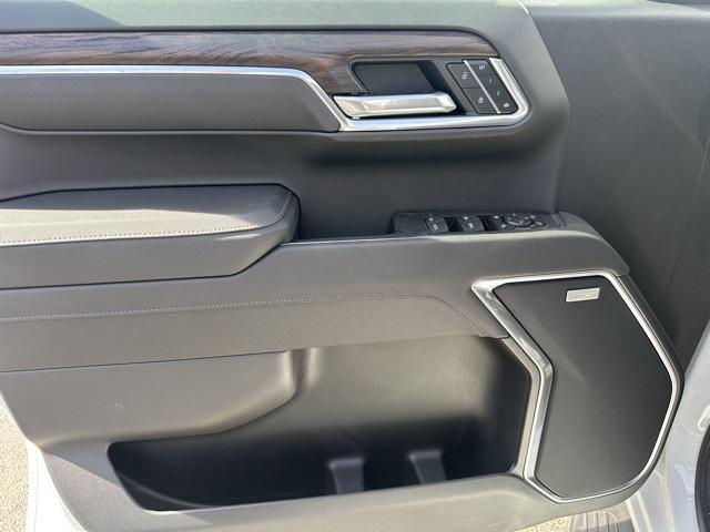 new 2025 GMC Sierra 1500 car, priced at $62,330