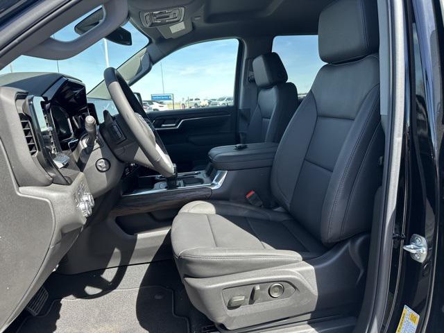new 2025 GMC Sierra 1500 car, priced at $62,825