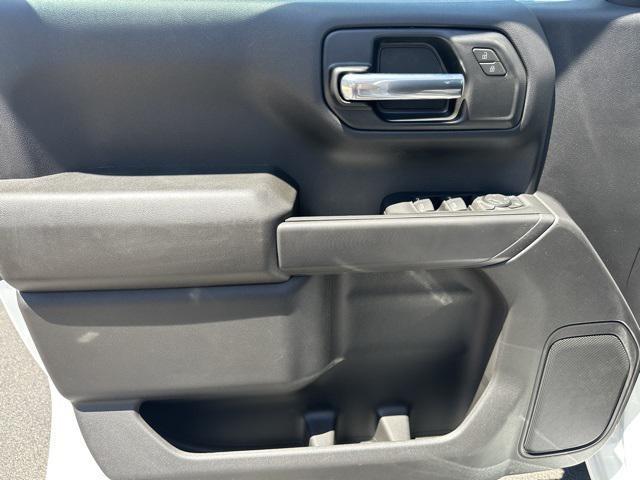 new 2025 Chevrolet Silverado 1500 car, priced at $48,645